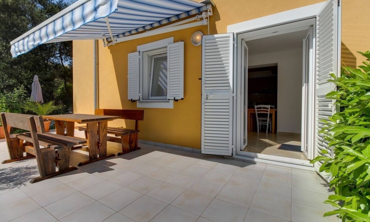 Artatore Apartment | One bedroom apartment with terrace Artatore, Lošinj (A-8022-a)