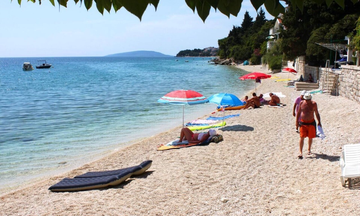 Podaca Apartment | One bedroom apartment with balcony and sea view Podaca, Makarska (A-6677-e)
