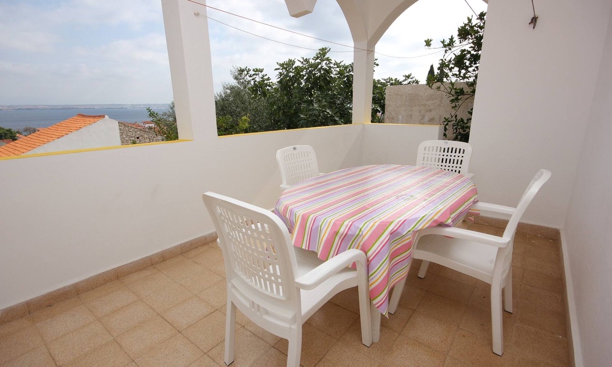 Preko Apartment | One bedroom apartment with terrace and sea view Preko, Ugljan (A-8417-c)
