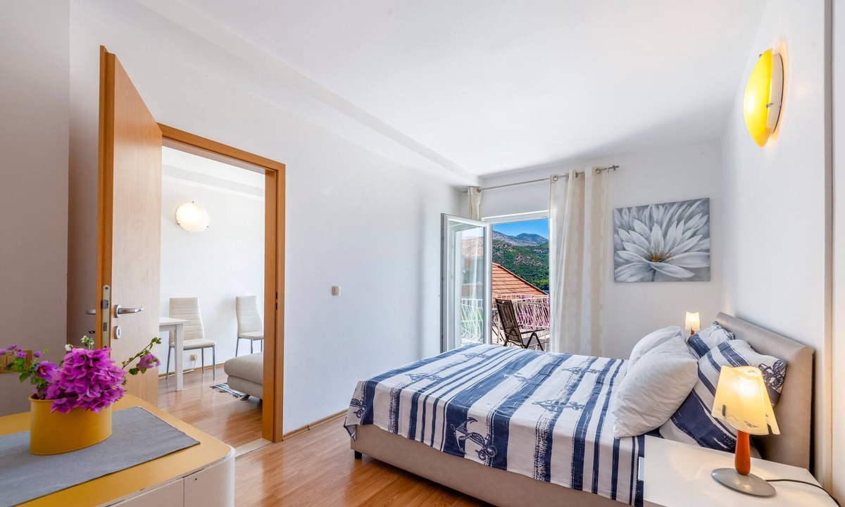 Slano Apartment | One bedroom apartment with terrace and sea view Slano, Dubrovnik (A-2682-c)