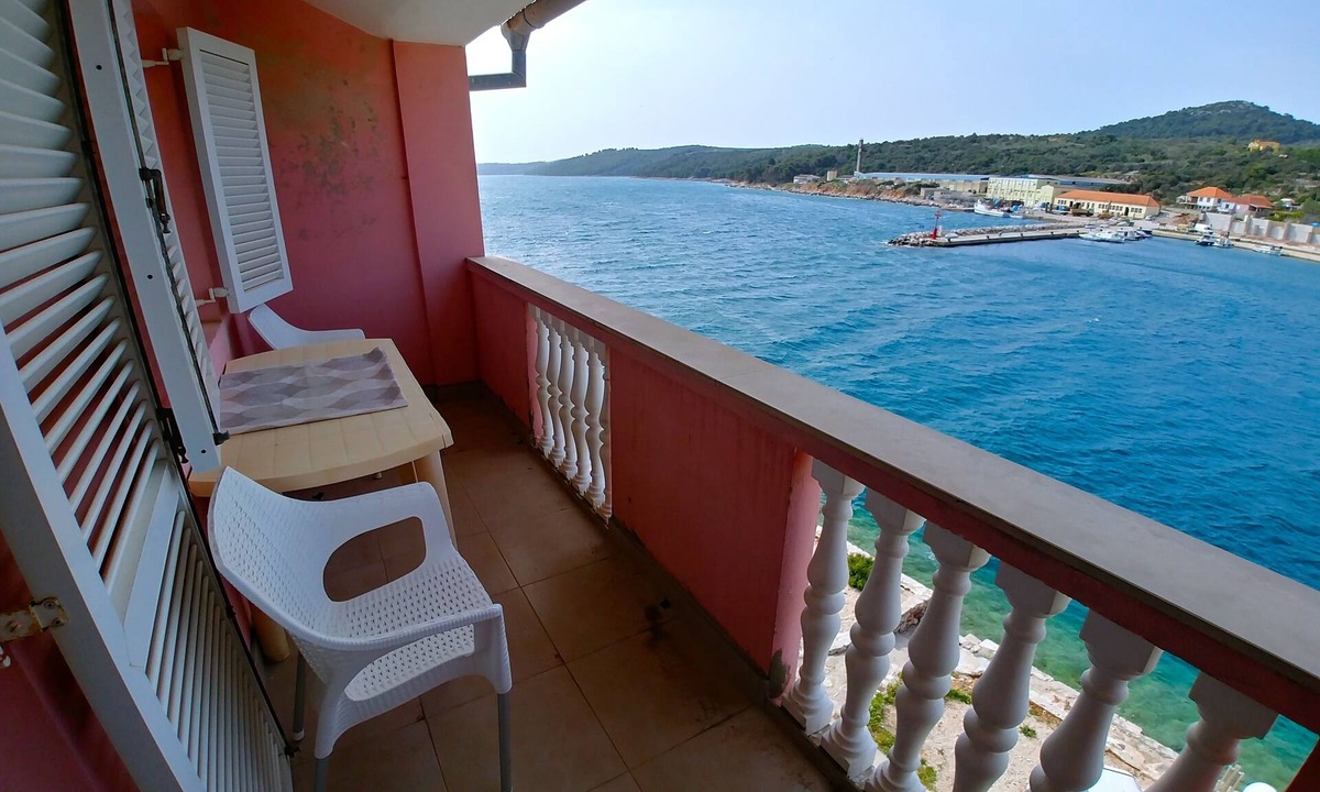 Island Dugi Otok Apartment | One bedroom apartment with balcony and sea view Sali, Dugi otok (A-443-d)