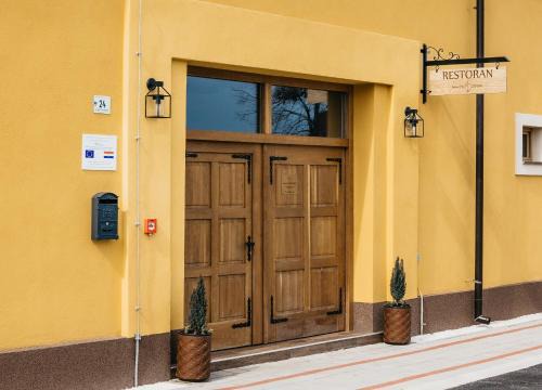 Babina Greda Hotel | Pansion Mihića dvori