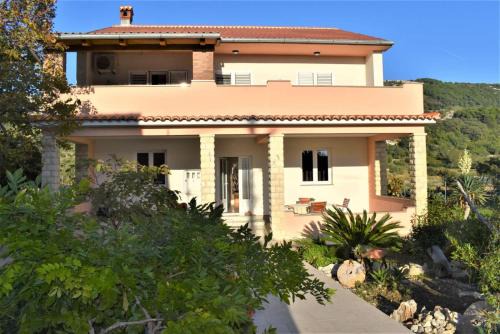 Mundanije Apartment | Paula Apartmani