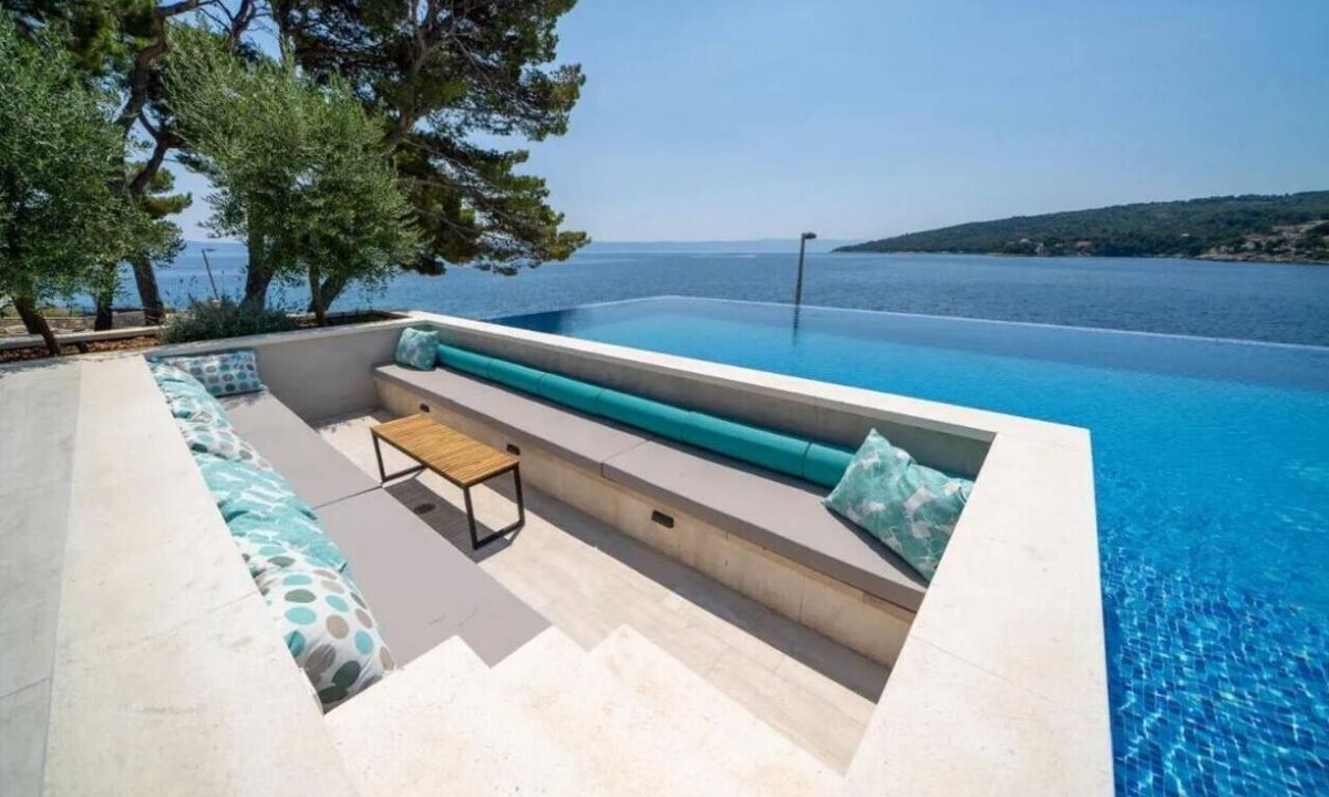 Povljana House | Peaceful 5-bedroom house with AC in charming Povljana