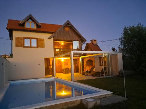 Klostar Ivanic House | Peaceful Countryside Retreat with Pool & Jacuzzi by Destination GREEN Croatia