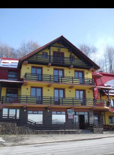 Fundata House | Pensiunea La Gheorghiță Fundata
