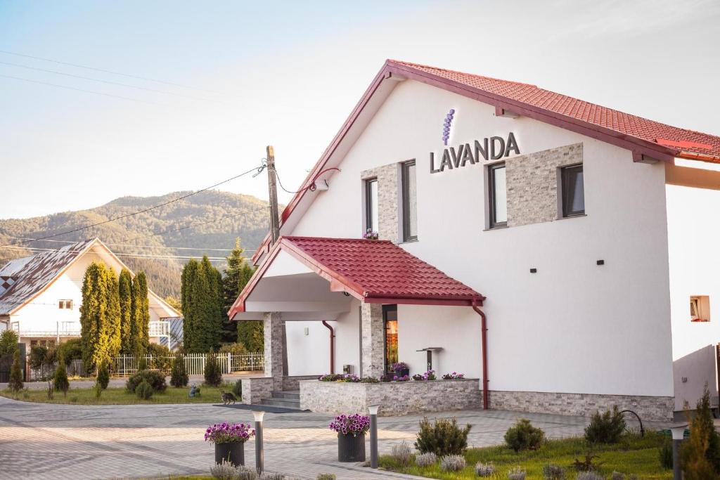 Viisoara House | Pensiunea Lavanda, Piatra-Neamț