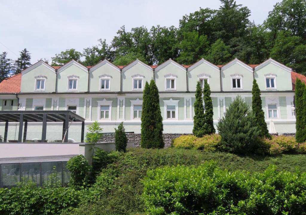 Rogaska Slatina Apartment | Peony