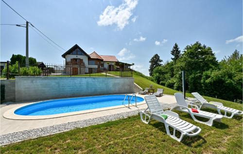 Veliki Lovrecan House | Pet Friendly Home In Veliki Lovrecan With Sauna