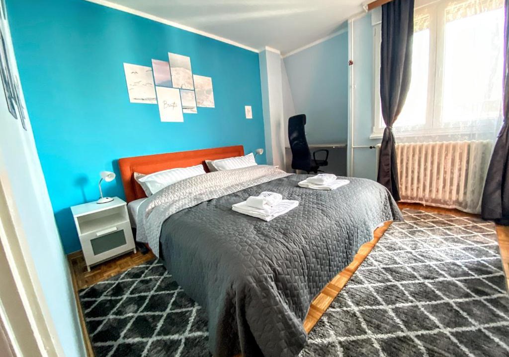 Dorcol Apartment | Peti