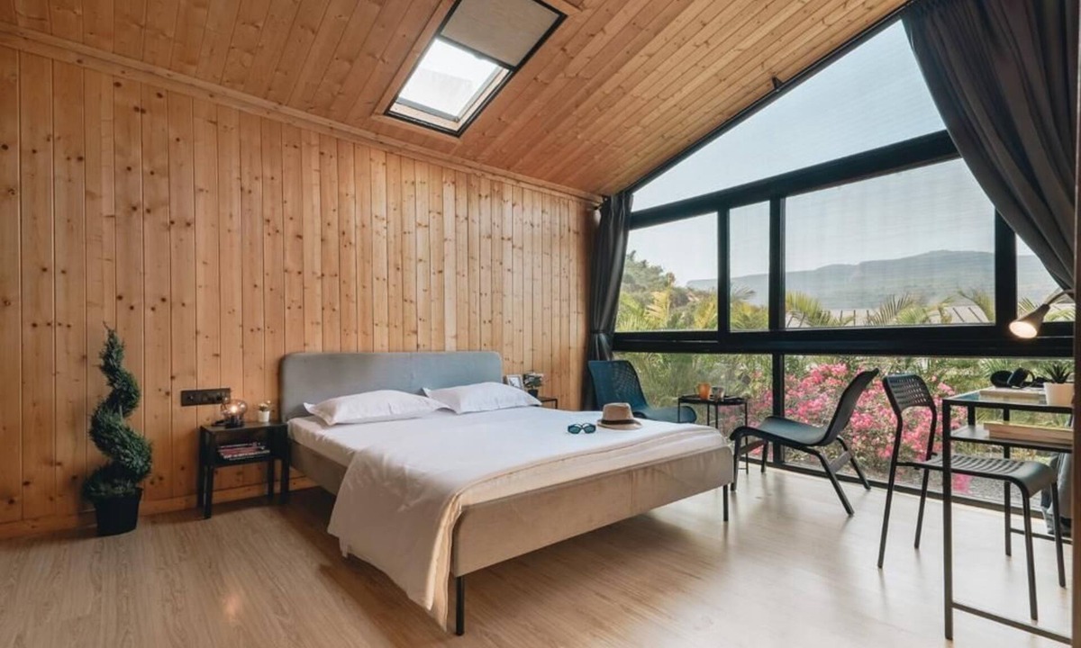 Kadadhe Condo | Petite Paradise Carat 2 By Ebony Stays – Chic 2BHK Luxury Villa in Lonavala