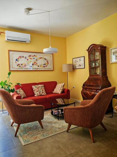 Komaji Apartment | Petra's House