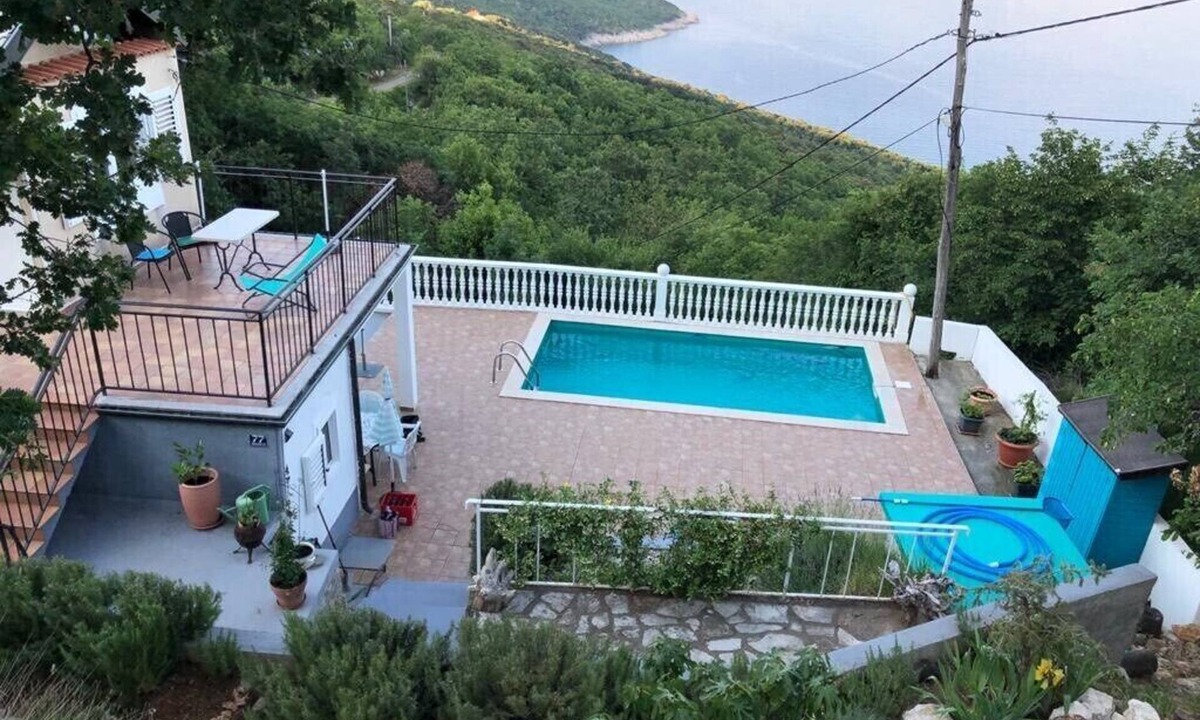 Zagorje House | Picturesque sea view, sehr privat, pool fun for the kids