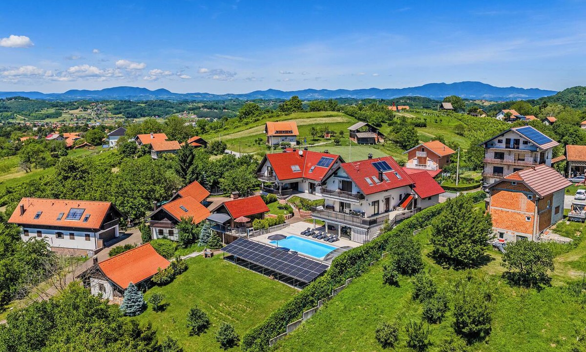 Gornja Stubica House | Pool Villa Aurelia/w Sauna & Jacuzzi near Zagreb, Gornja Stubica, Croatia