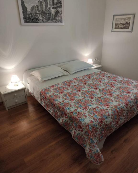 Split House | Private Accommodation Raspudic