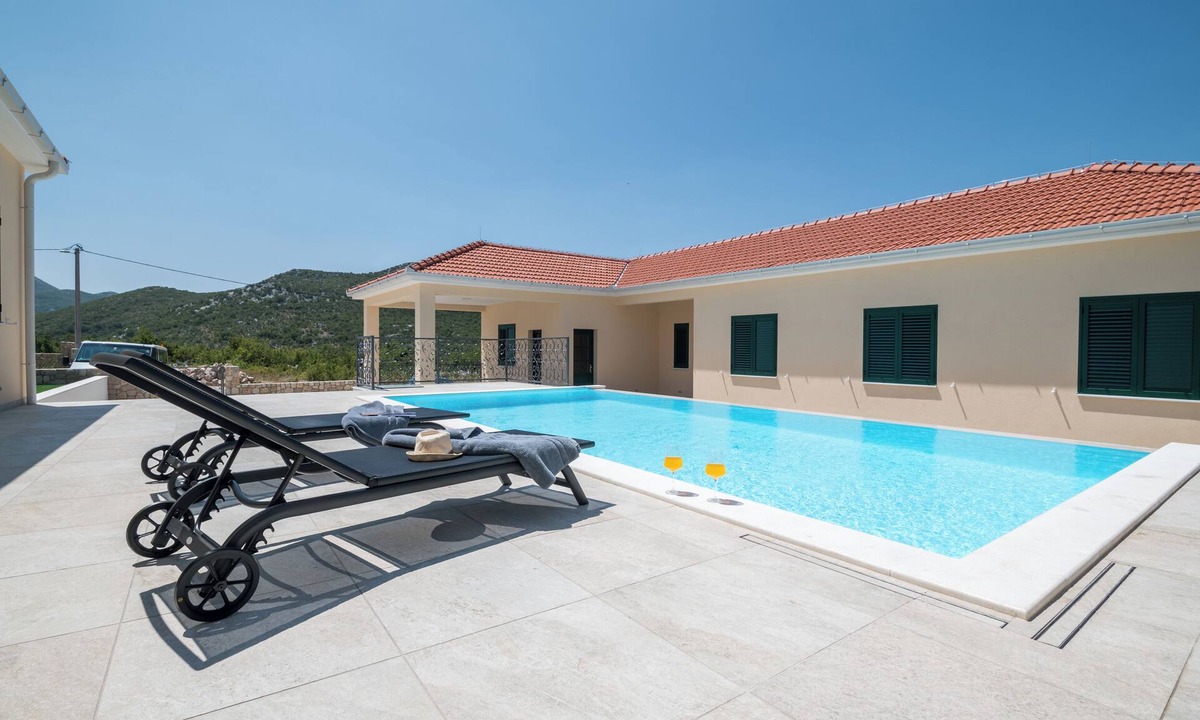 Zavala Villa | Private villa + pool near Slano near Dubrovnik for up to 8 people