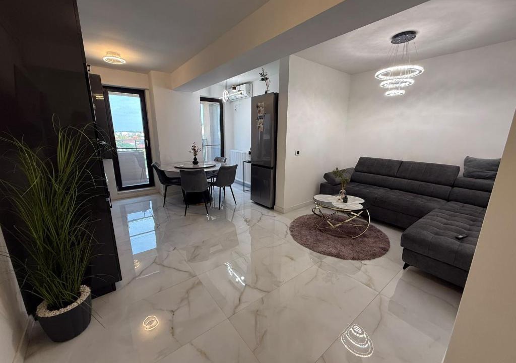 Craiova Apartment | Promenada Christmas Central Apartment - Free Parking - Near Center Town