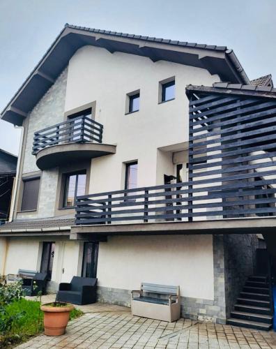 Craiova Villa | Promenada House Craiova
