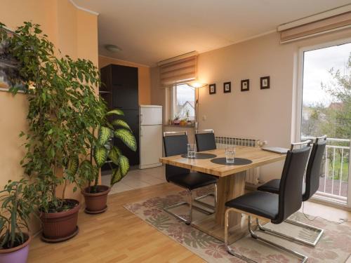 Osijek Apartment | Quietude in Visnjevac