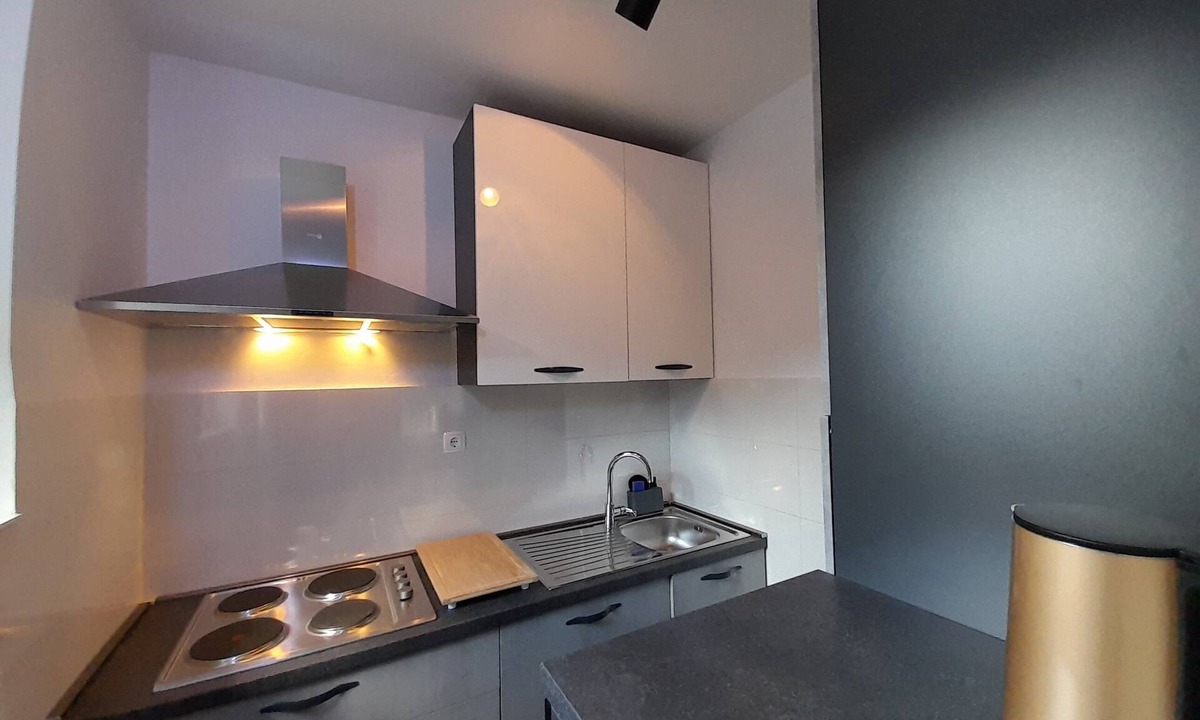 Liganj Apartment | 🌊🐬 Relax with birdsong surrounded by beautiful Mediterranean nature!🌴 n