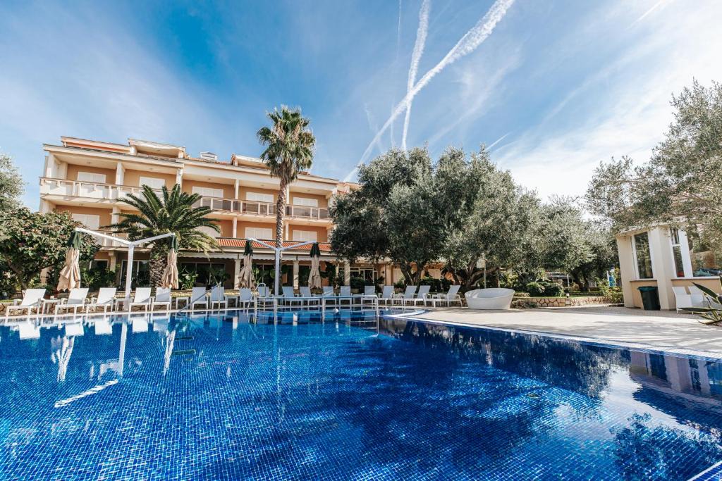 Zrce Apartment | Resort Trcol