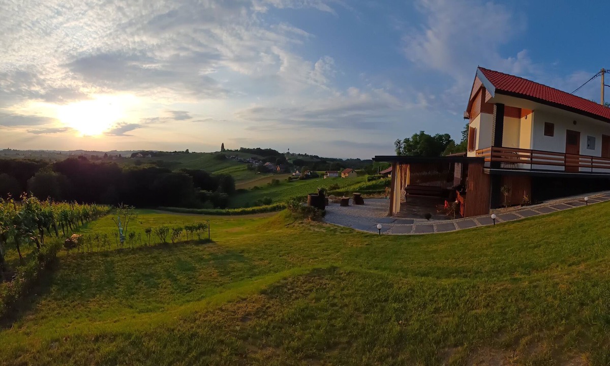 Strigova House | Romantic and family getaway home with jacuzzi, hobbit sauna, terrace, and vineyard views.