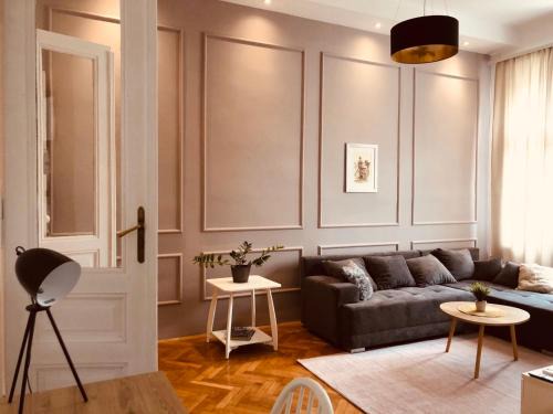 Osijek Apartment | ROOM 44