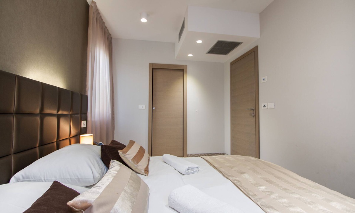 Velika Gorica Hotel | Royal Airport Hotel