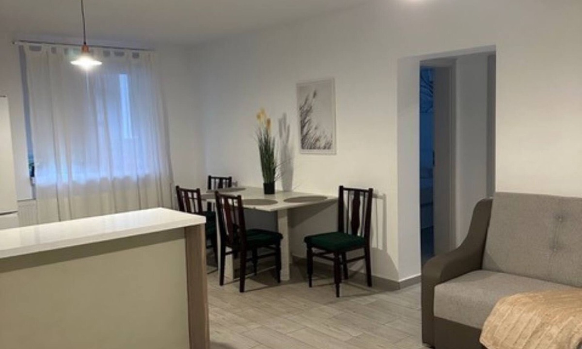 Alba Iulia Apartment | Royal Bright Loft