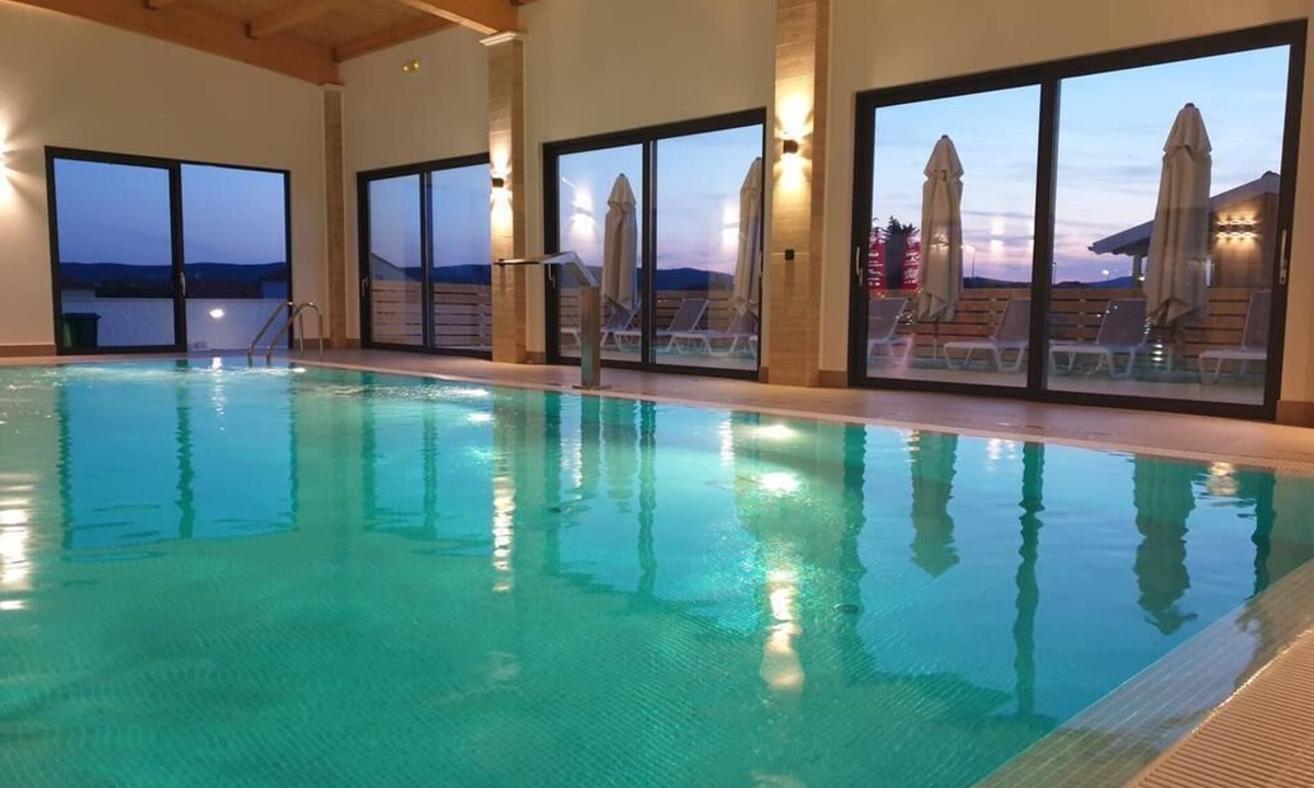 Sveti Filip i Jakov Apartment | Rubinić A11, 200m to the beach, indoor heated pool, 4 people, free WiFi,parking