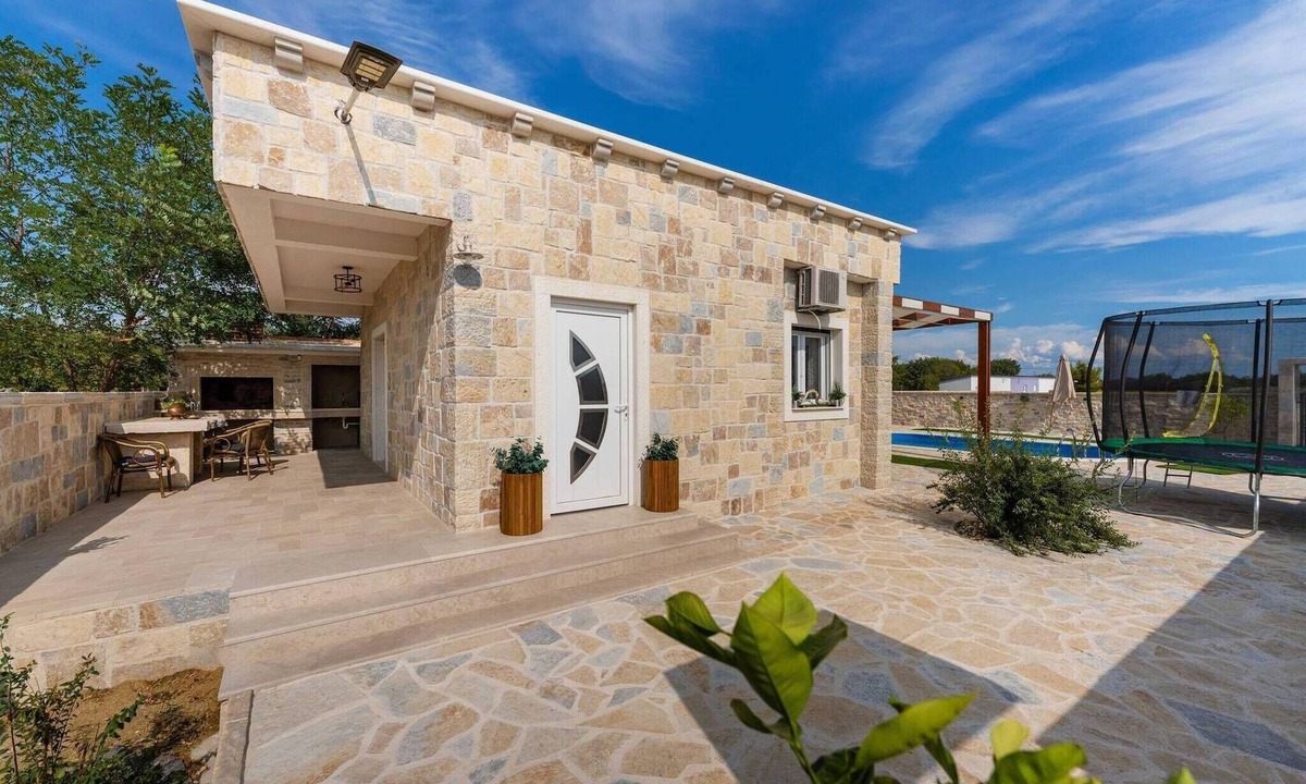 Sopot House | Rural Villa Retreat near Benkovac