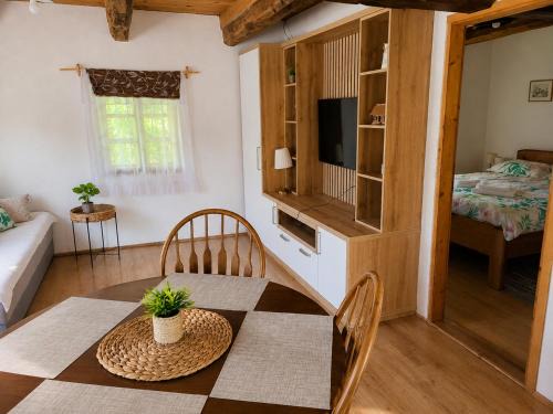 Duga Resa House | Rustic home Mia