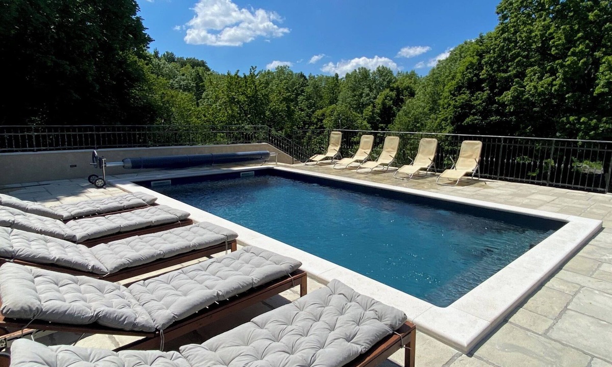 Novi Vinodolski House | Rustic stone house-Casa Tilia-with pool and sauna, in peaceful village near sea.
