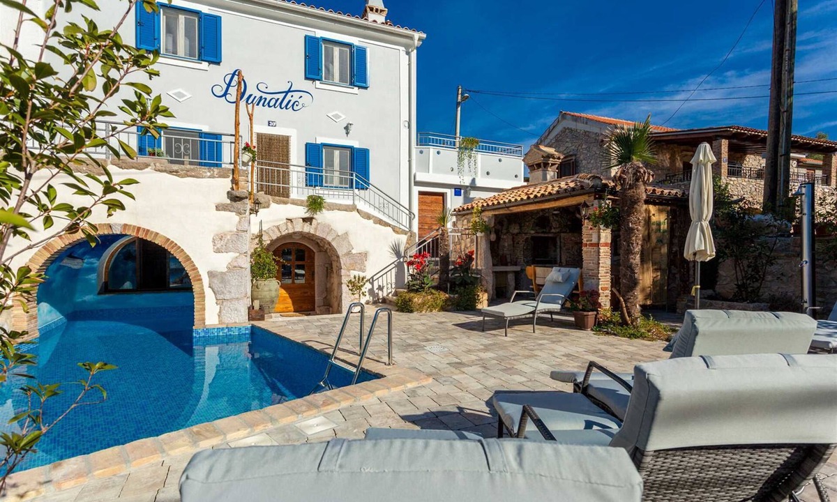 Polje Villa | Rustic stone house Villa Dunatić with a private pool