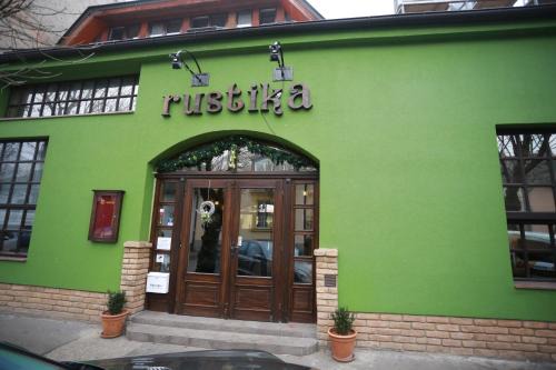 Osijek Bed & Breakfast | Rustika Sobe
