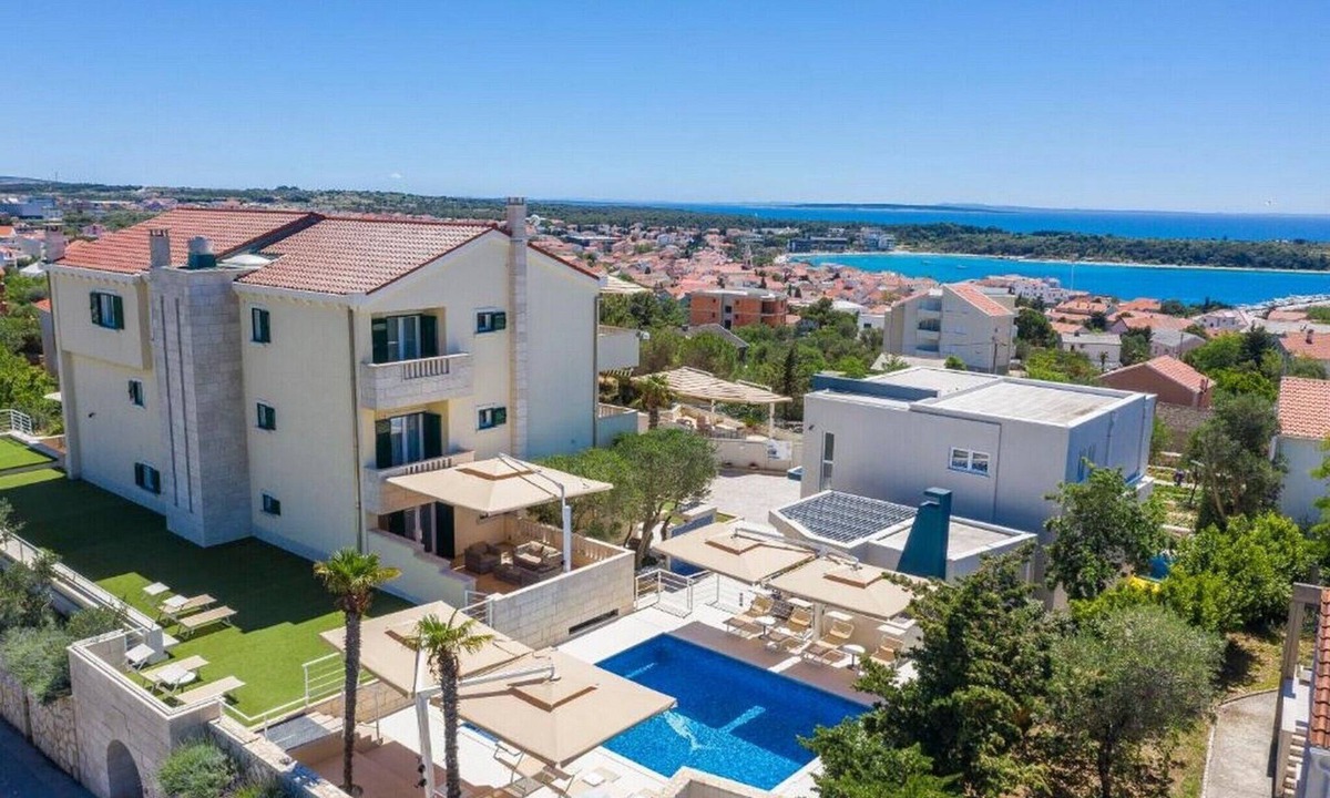 Novalja Apartment | Sargas Suite 5 with pool view