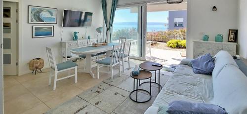 Znjan Apartment | Sea View Apartment Joshua near Žnjan Beach in Split