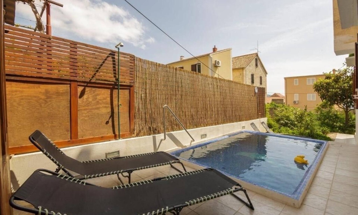 Komiza House | Seaside house with a swimming pool Komiža, Vis (K-25294)