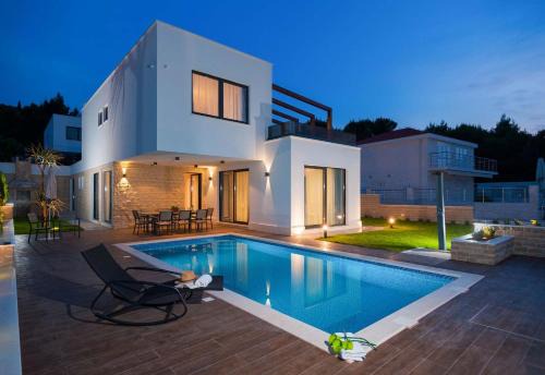 Okrug Gornji Villa | Seaview Ciovo Villa Villa Trogir Deluxe Dva 6 Beautiful Bedrooms