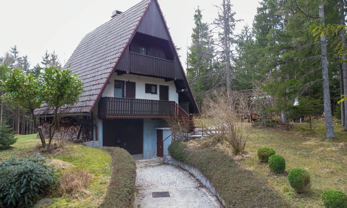 Rakitna House | Serene 2-bedroom house in Ljubljana perfect for relaxing stay