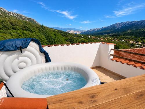 Draga Bascanska Apartment | Sky Terrace retreat