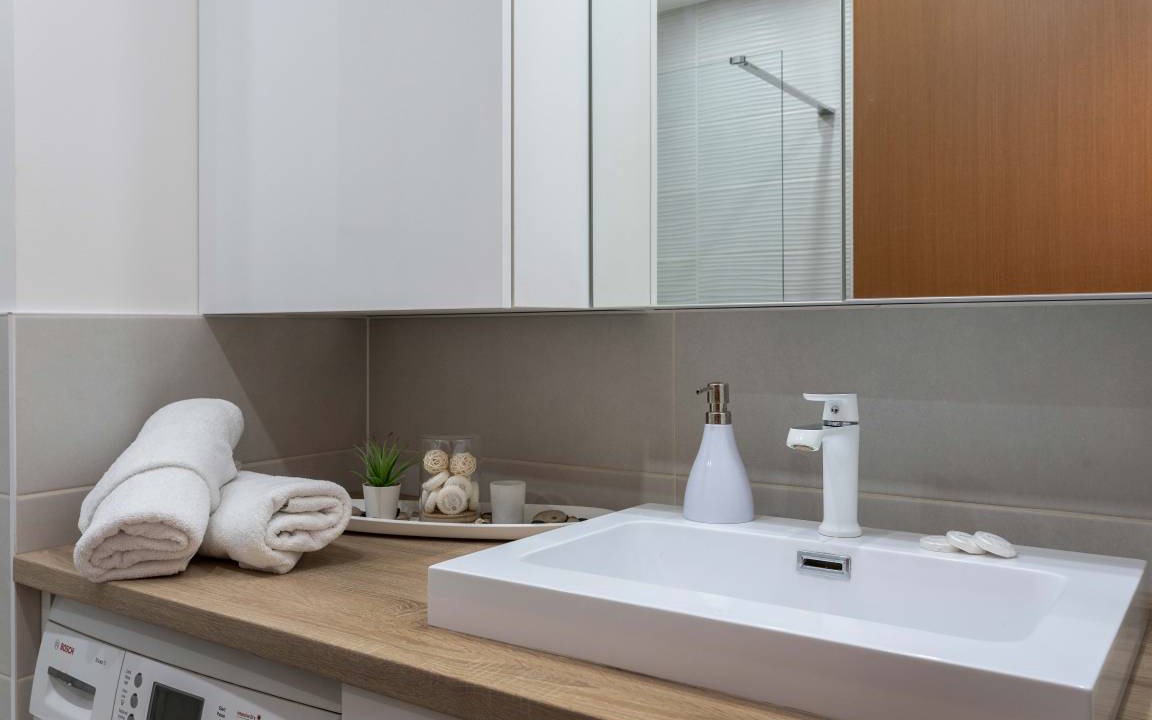 Zagreb Apartment | Spacious Apartment in Radnička Business Zone