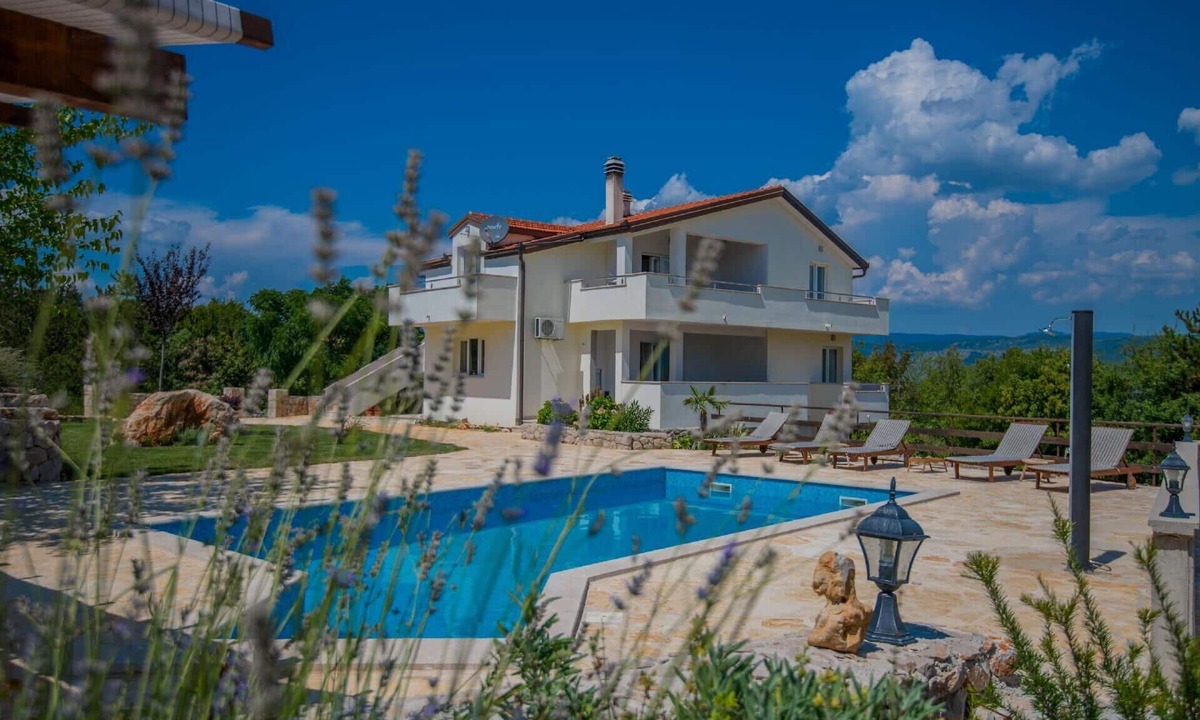 Grubine House | Spacius Villa, Heated Pool near Makarska and Split