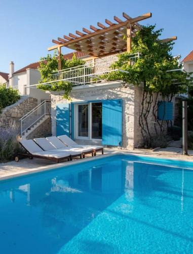 Velim House | Stone House Kula Milica
