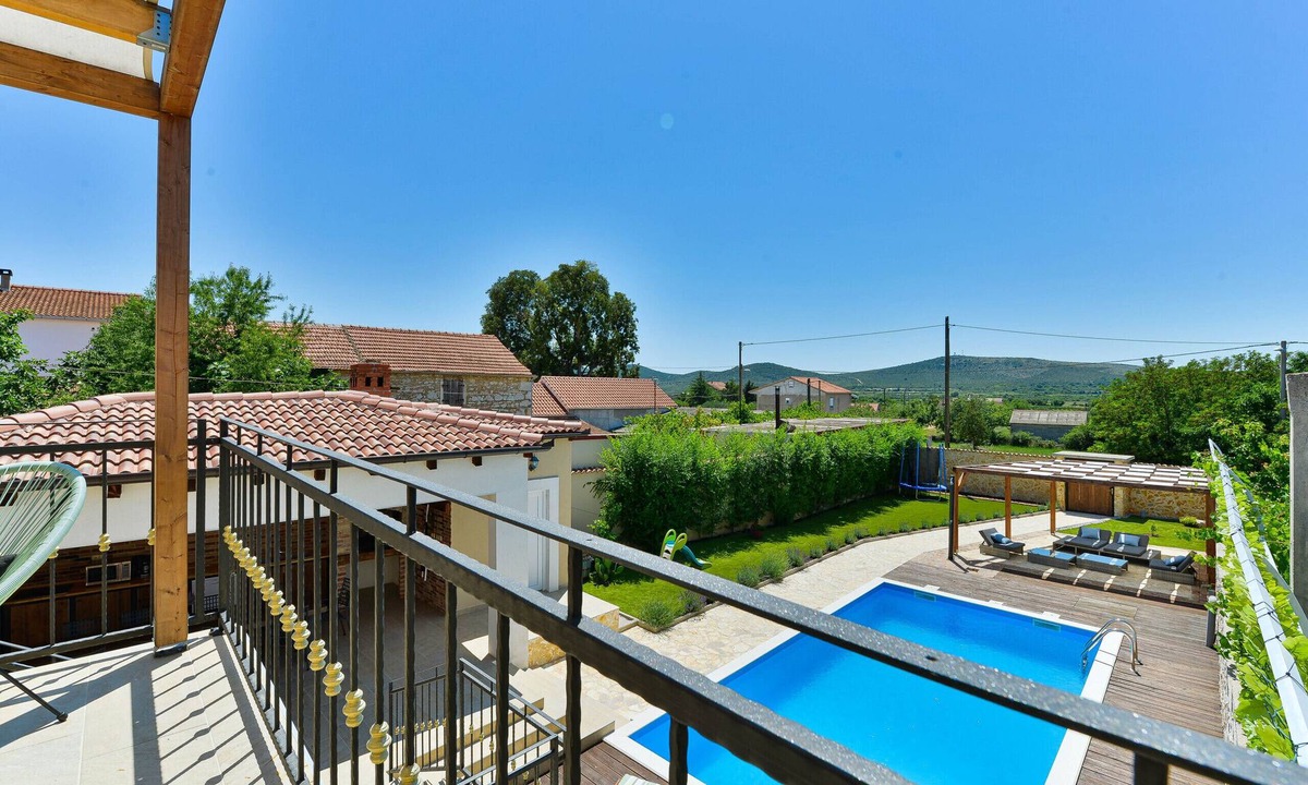 Galovac Villa | Stone villa Anita with pool, Zadar county
