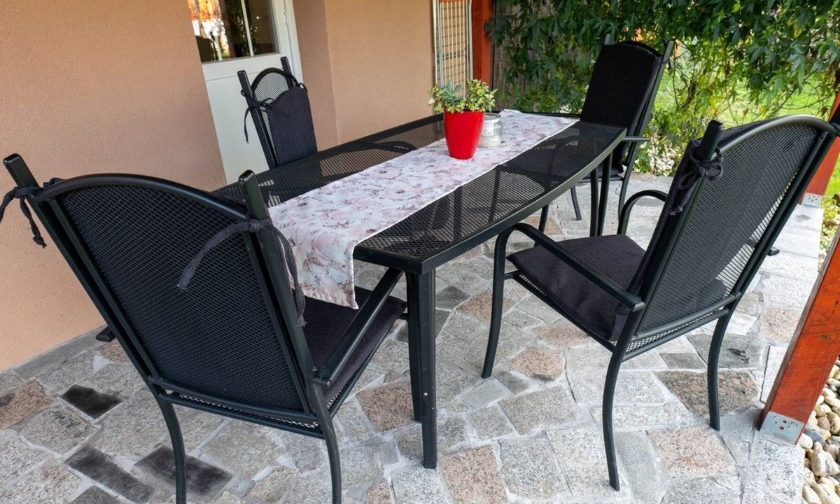 Garesnica Apartment | Studio flat with terrace Garešnica, Bjelovarska (AS-20695-a)