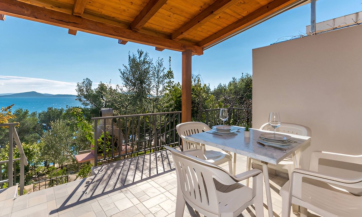 Drage Apartment | Studio flat near beach Drage, Biograd (AS-22187-a)