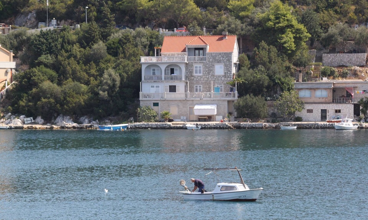 Zaklopatica Apartment | Studio flat near beach Zaklopatica, Lastovo (AS-8346-b)