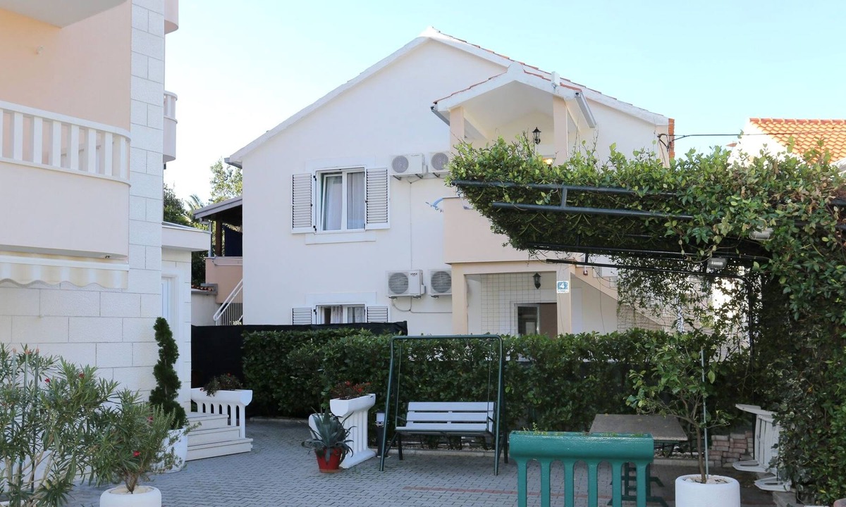 Promajna Apartment | Studio flat with air-conditioning Promajna, Makarska (AS-10329-a)