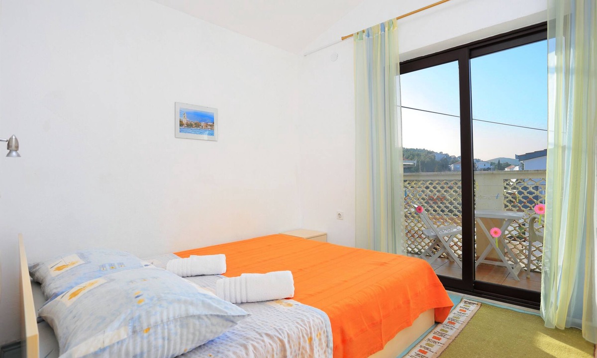 Slatine Apartment | Studio flat with balcony and sea view Slatine, Čiovo (AS-9453-b)